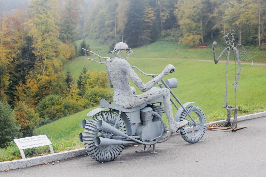 IG Motorrad - Point noir avec dangers supplémentaires accentués